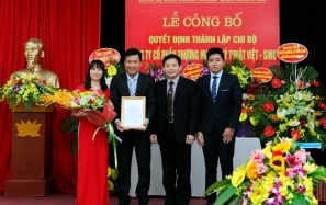 Lễ công bố quyết đinh thành lập chi bộ Đảng của Công ty Việt-Sing